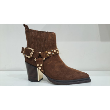 661 camel