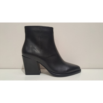 eithel-02 black