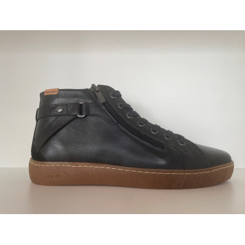 w7b-8868c1 black