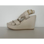 922 - WHITE